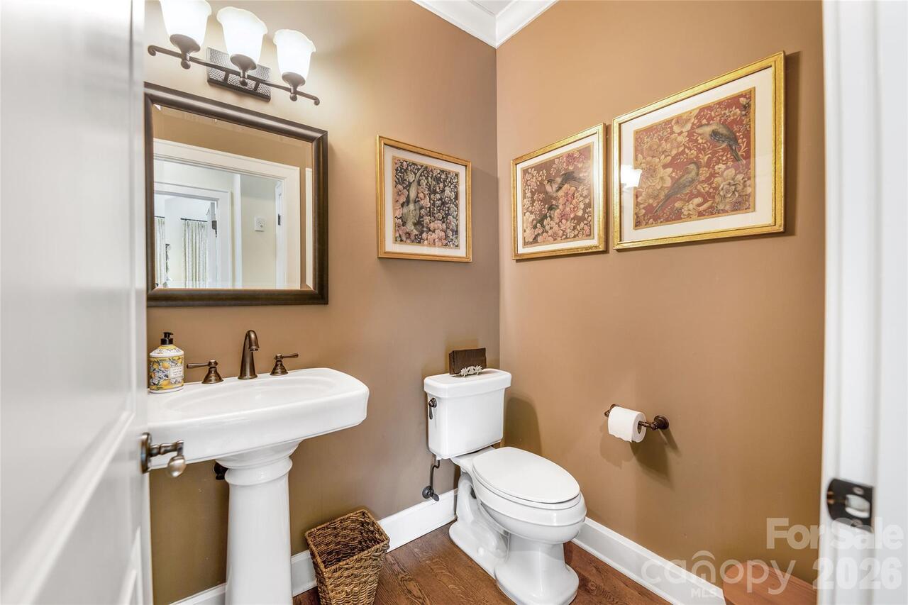 Listing Photo 17