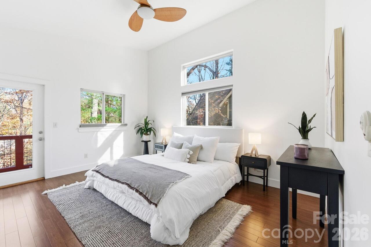 Listing Photo 16