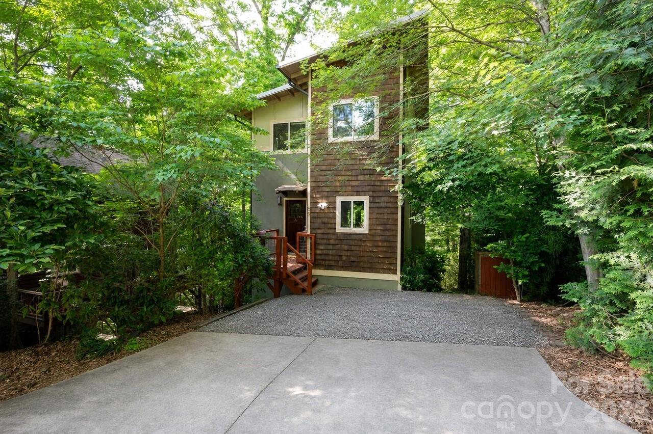 Listing Photo 32