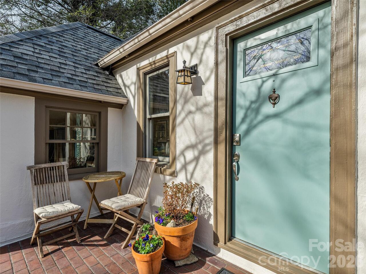 Listing Photo 6