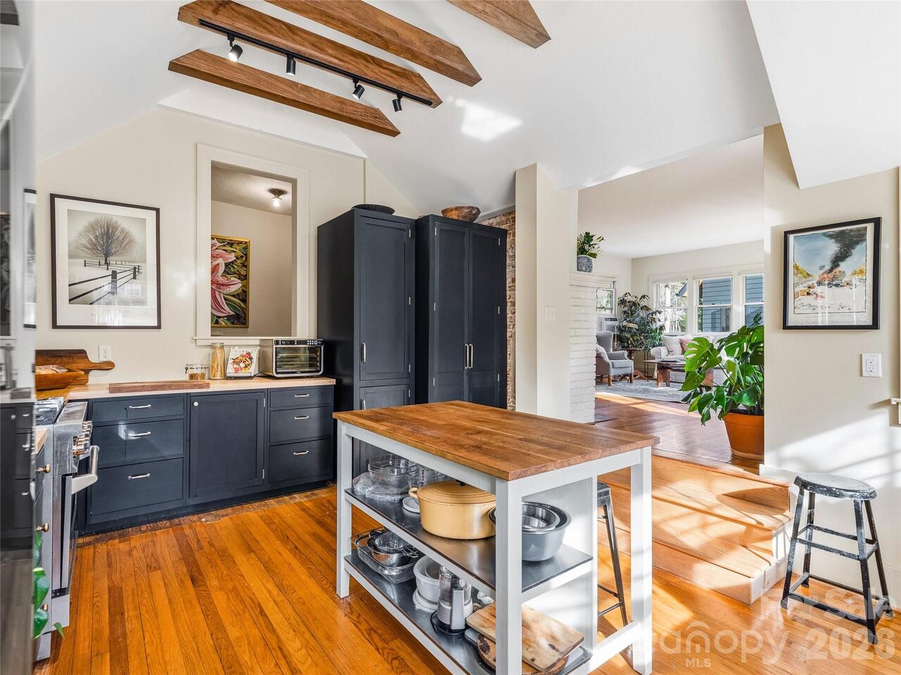 Listing Photo 19