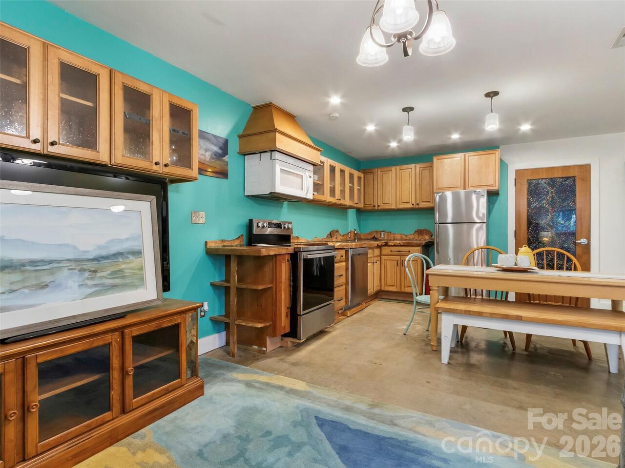 Listing Photo 33