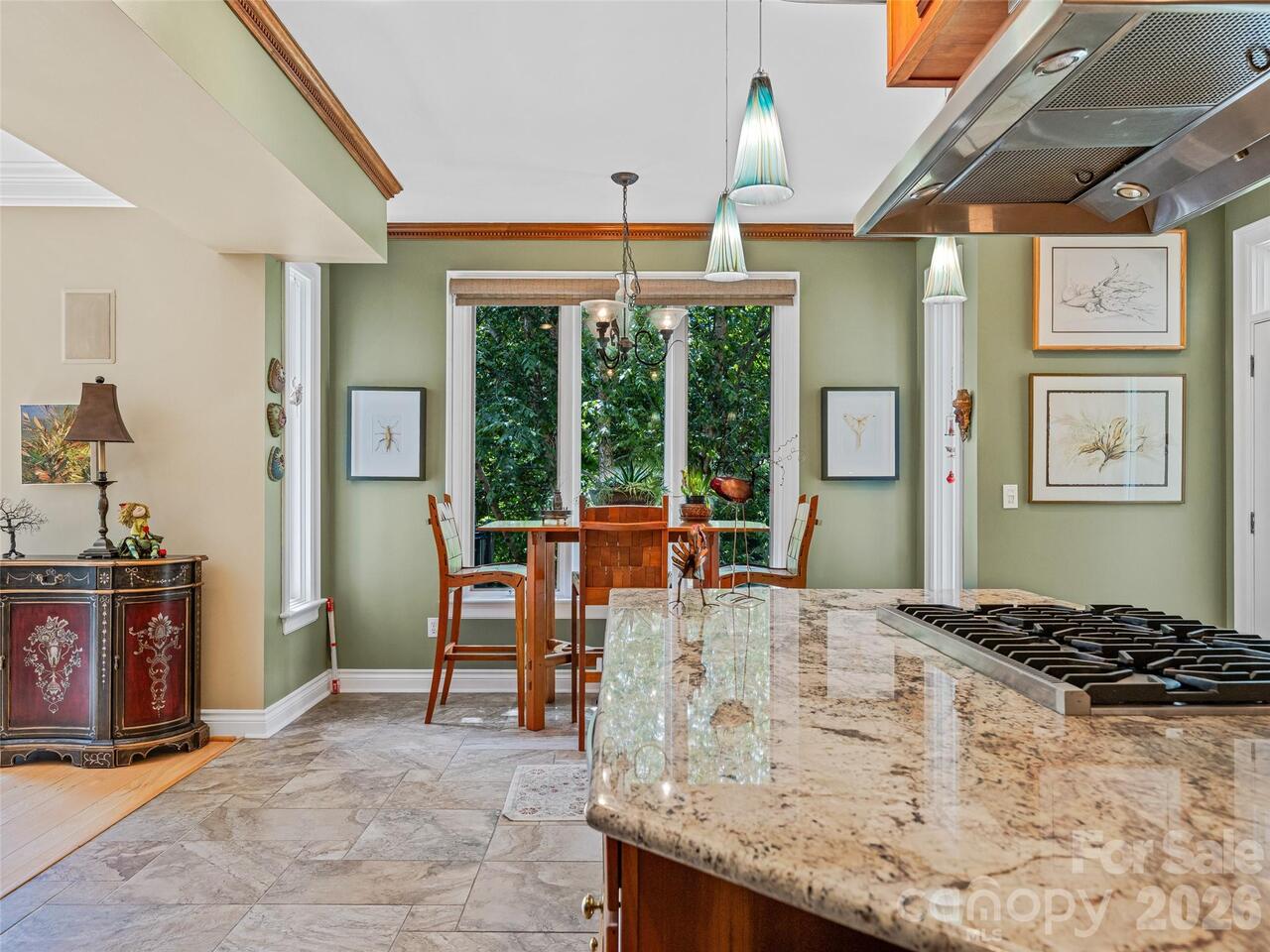 Listing Photo 17
