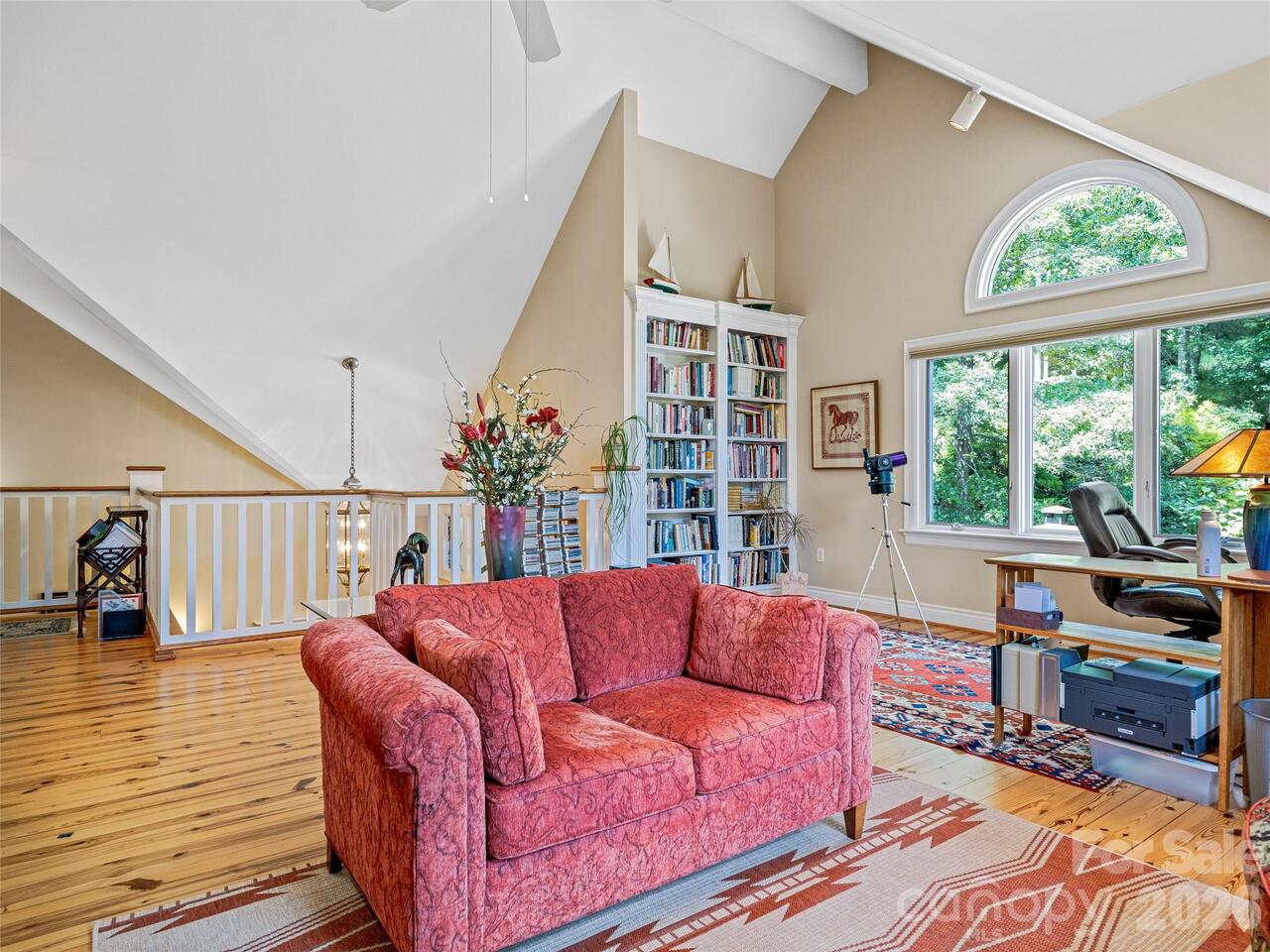 Listing Photo 34