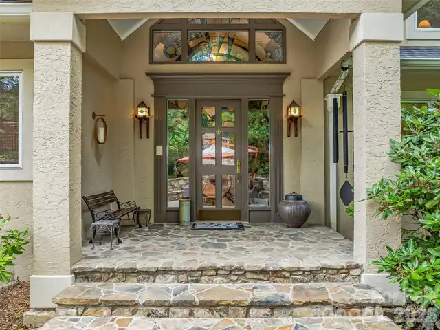 Listing Photo 6