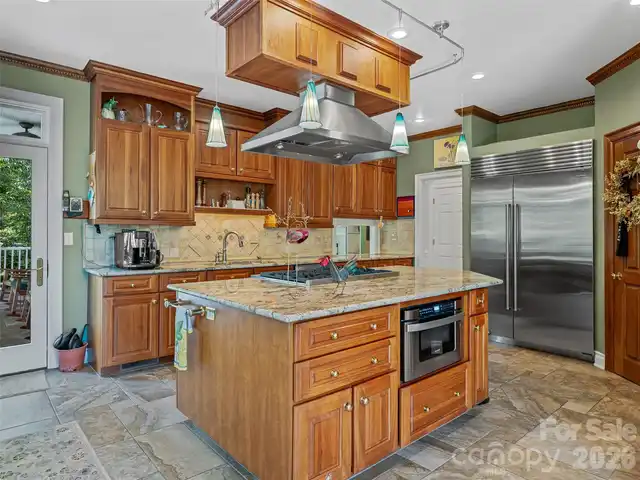Listing Photo 16