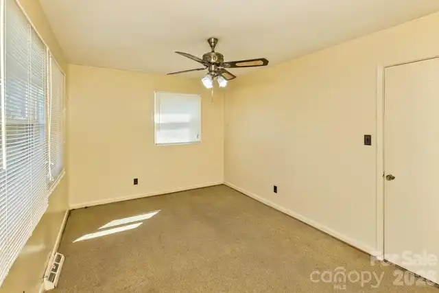 Listing Photo 13