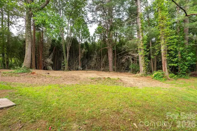 Listing Photo 22