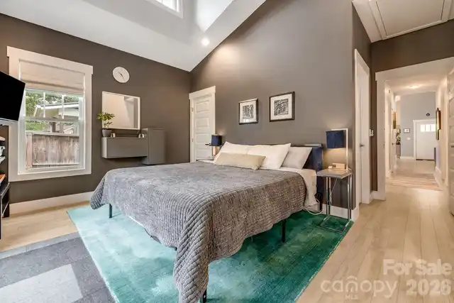 Listing Photo 19