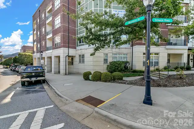Listing Photo 33
