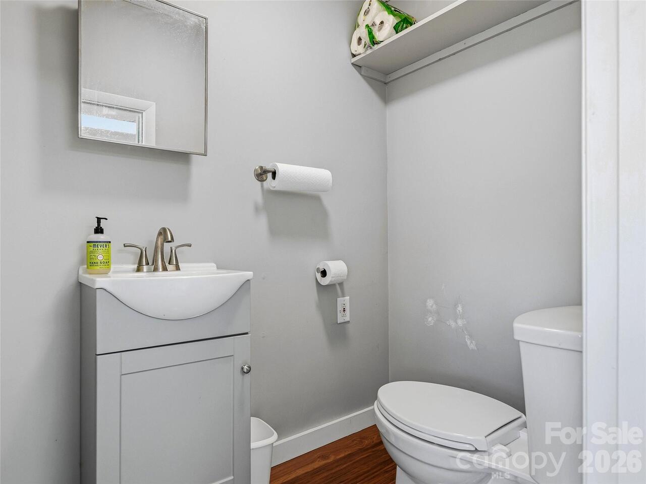 Listing Photo 10