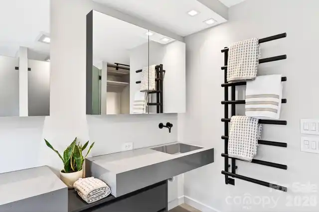 Listing Photo 25