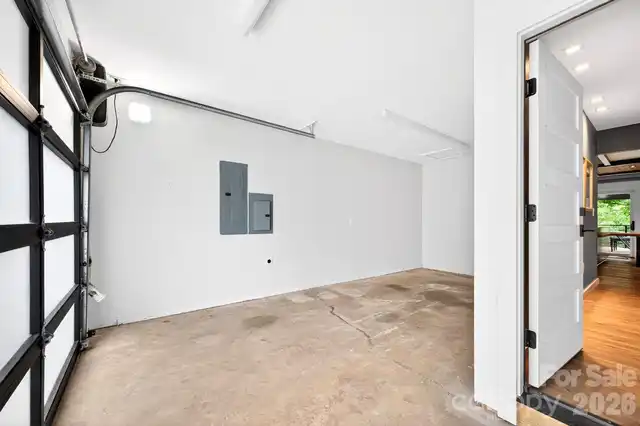 Listing Photo 34