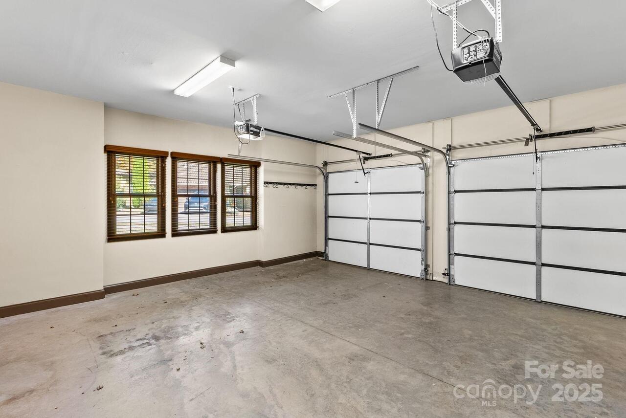 Listing Photo 29