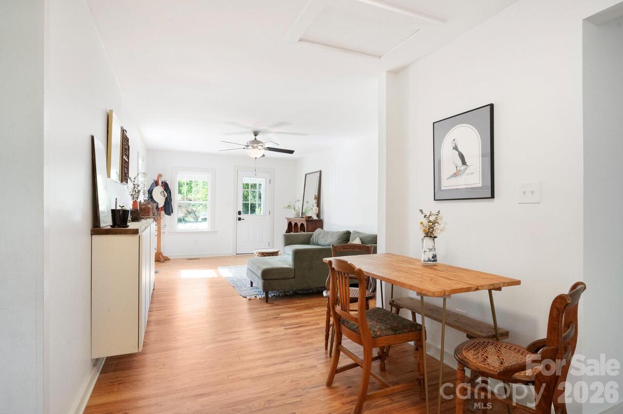 Listing Photo 8