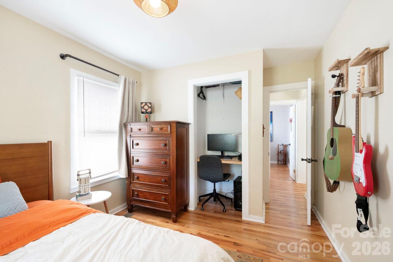Listing Photo 18
