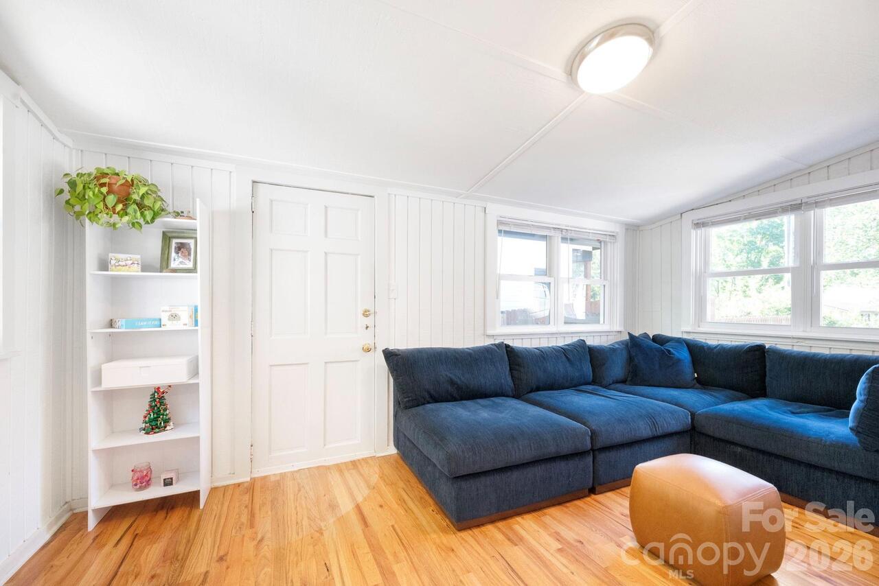 Listing Photo 23