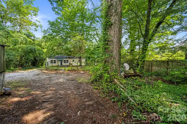 Listing Photo 21