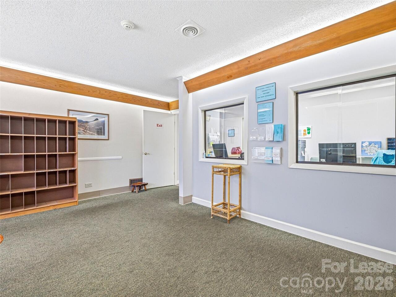 Listing Photo 9