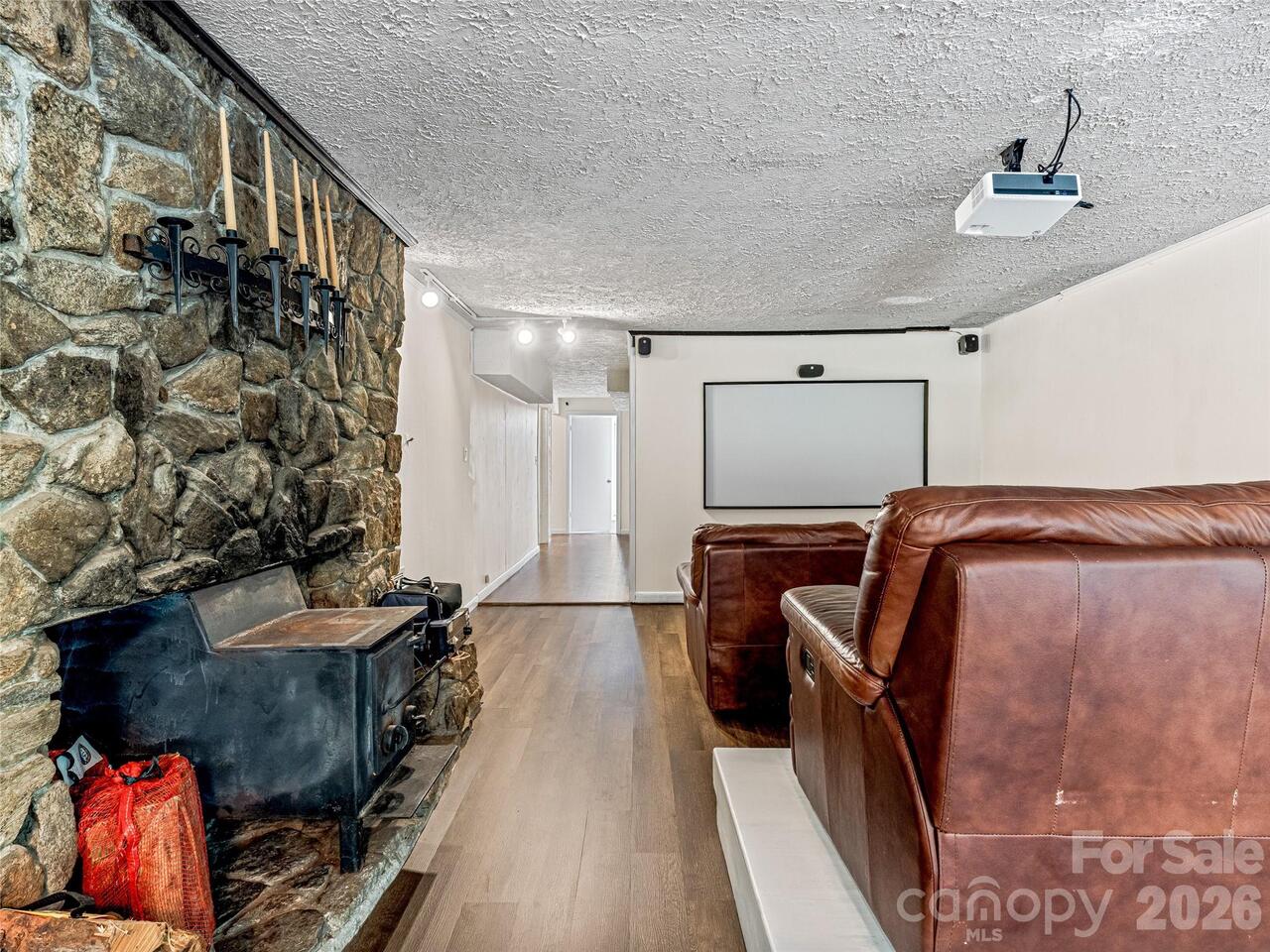 Listing Photo 26