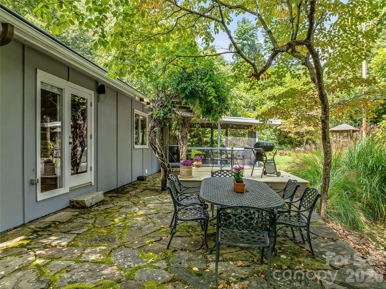Listing Photo 33