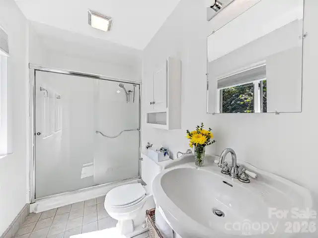 Listing Photo 25