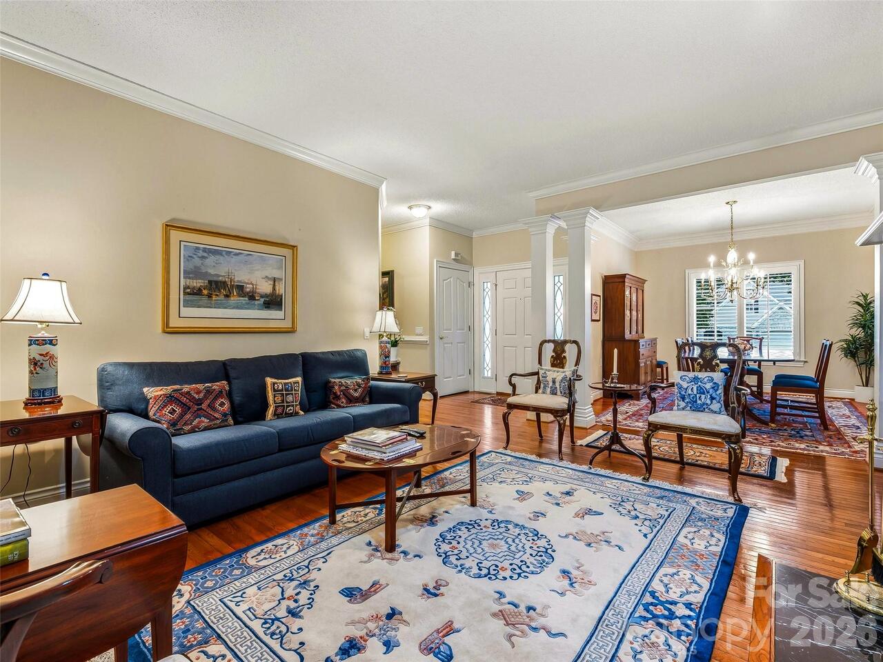 Listing Photo 11
