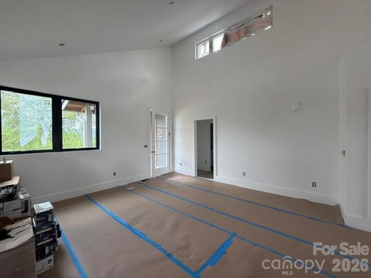 Listing Photo 8