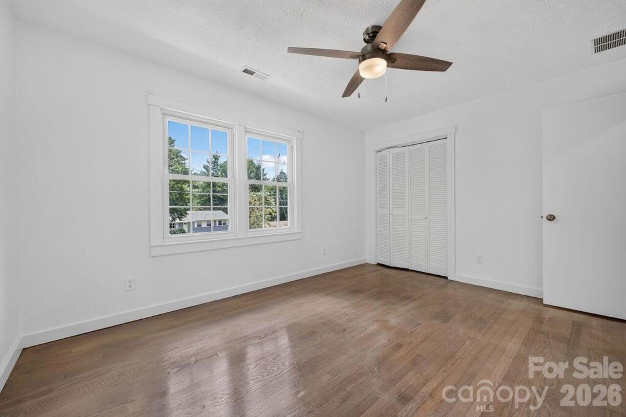 Listing Photo 21