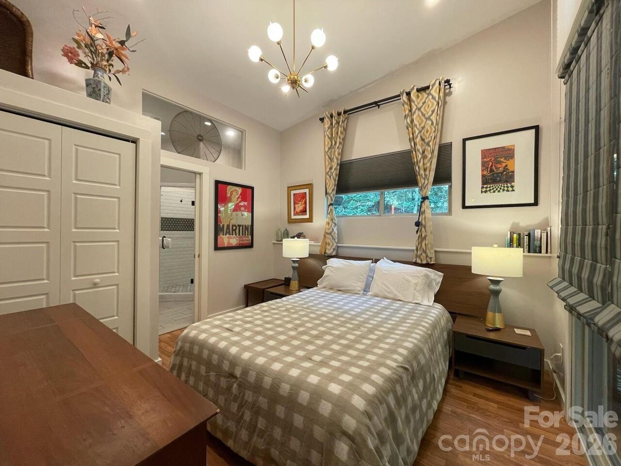 Listing Photo 22