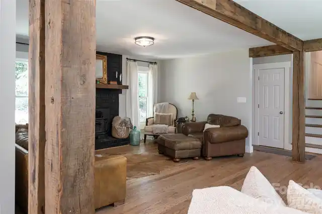 Listing Photo 18