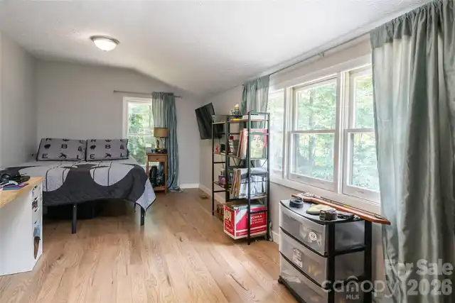 Listing Photo 22