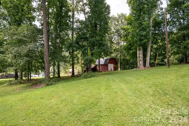 Listing Photo 28