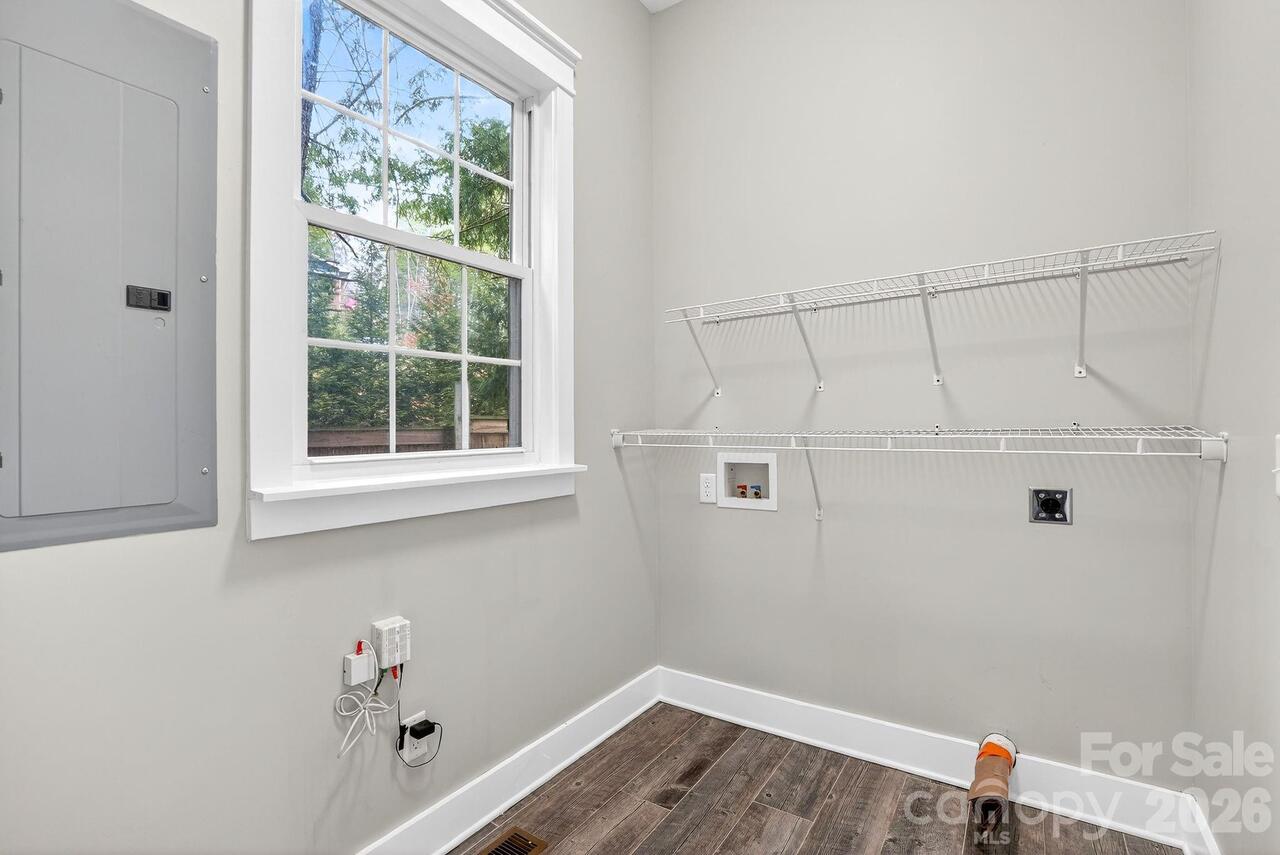 Listing Photo 15