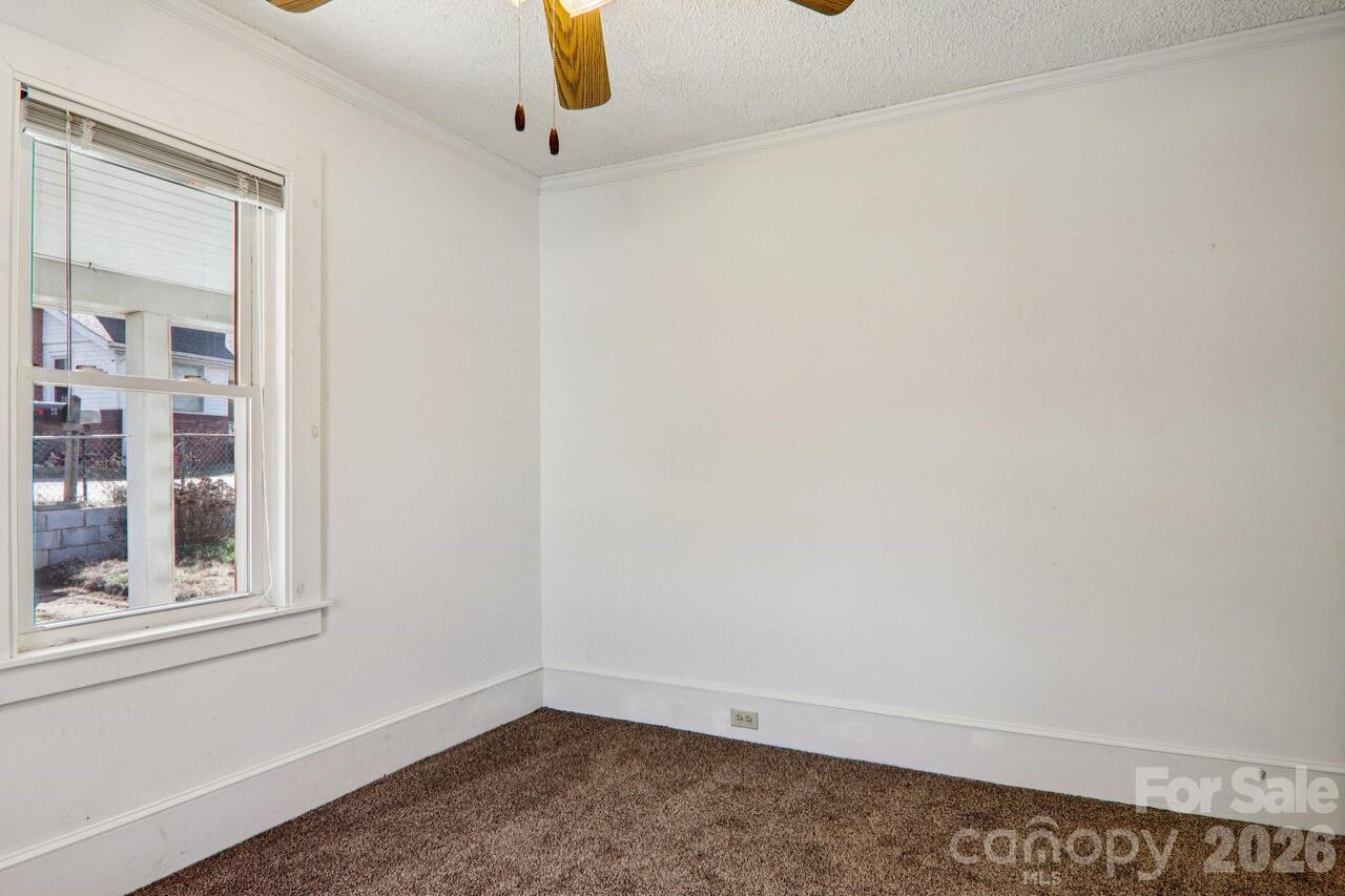 Listing Photo 33