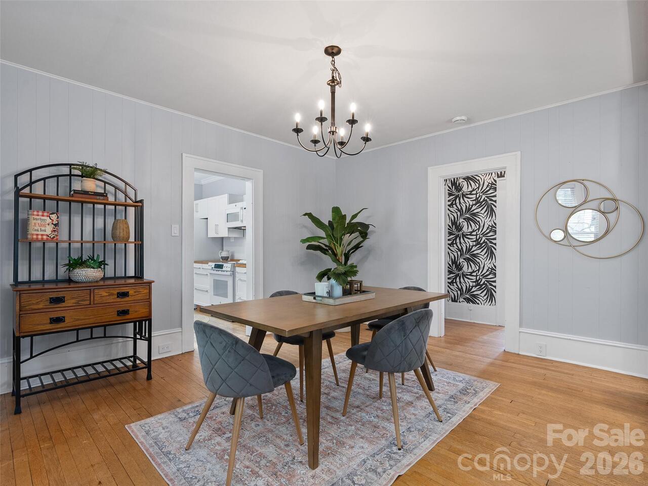 Listing Photo 8