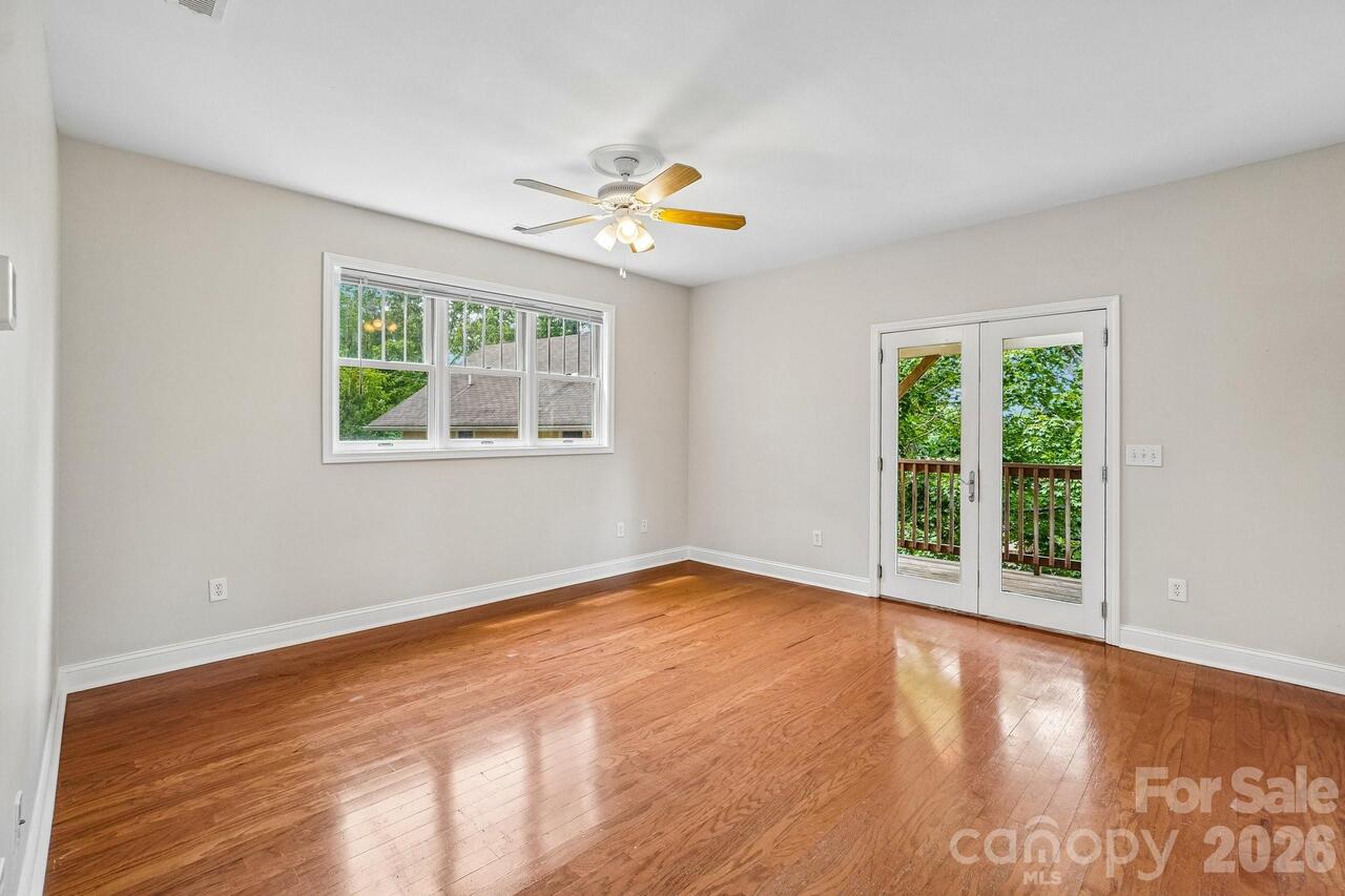 Listing Photo 7