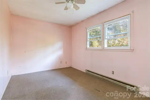Listing Photo 14