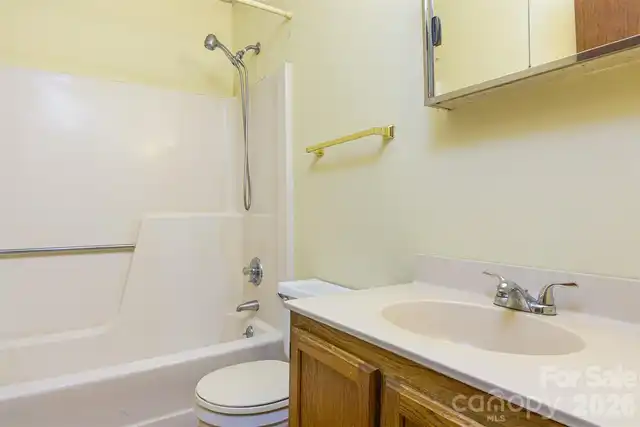 Listing Photo 16