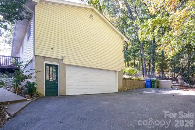 Listing Photo 22