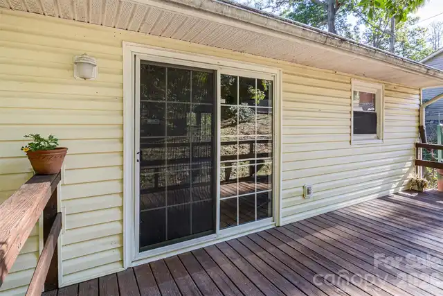 Listing Photo 24