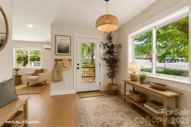Listing Photo 12