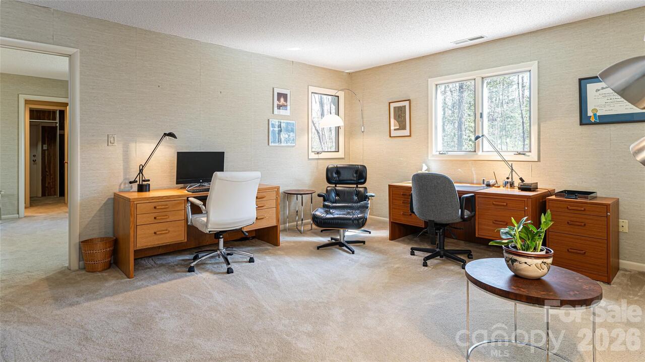 Listing Photo 32