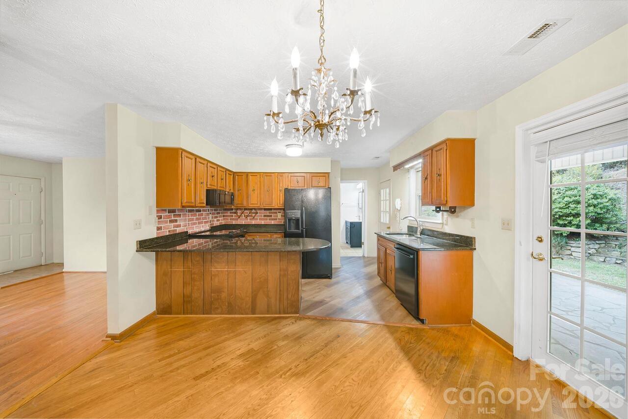 Listing Photo 13