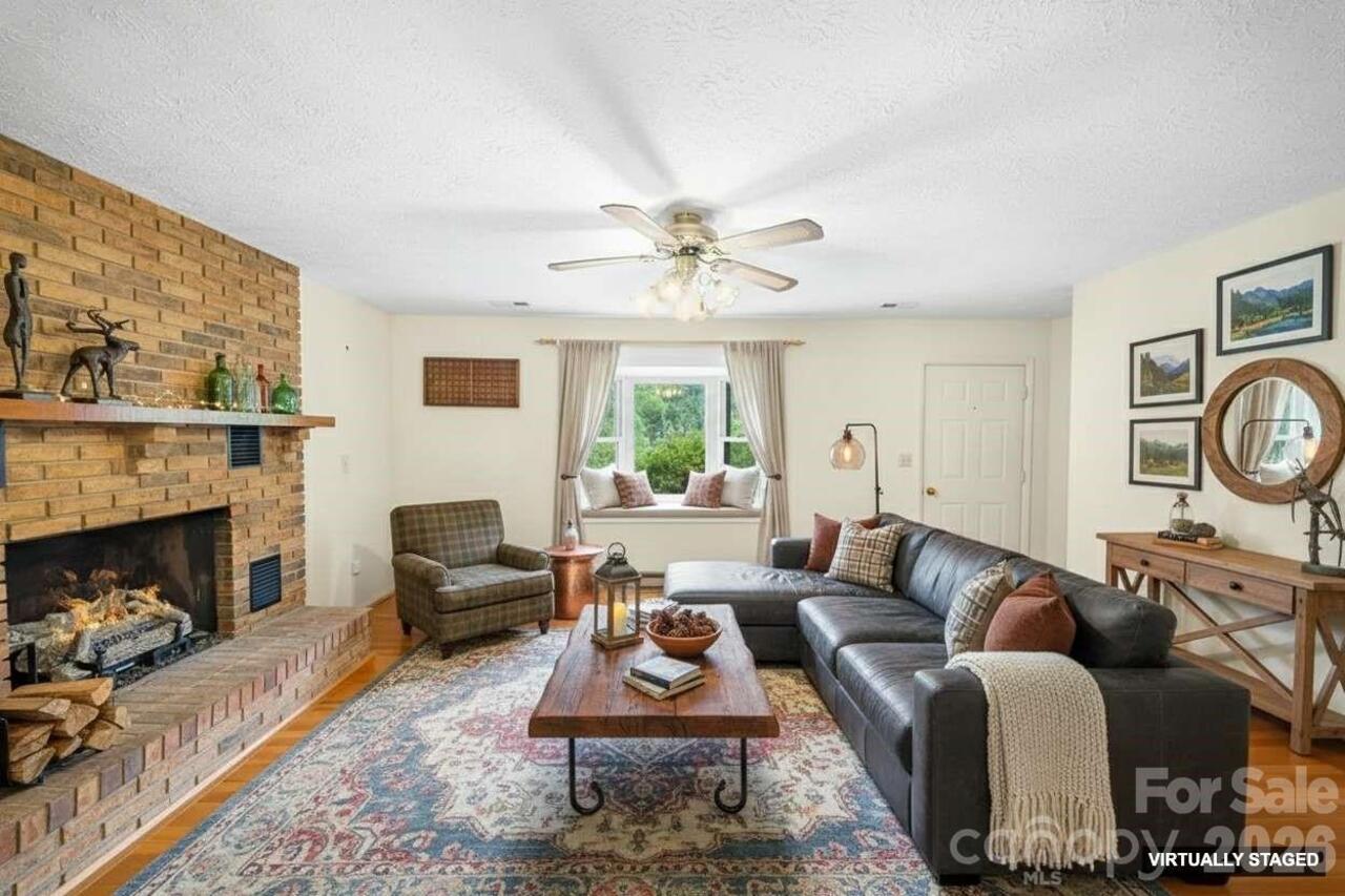 Listing Photo 18