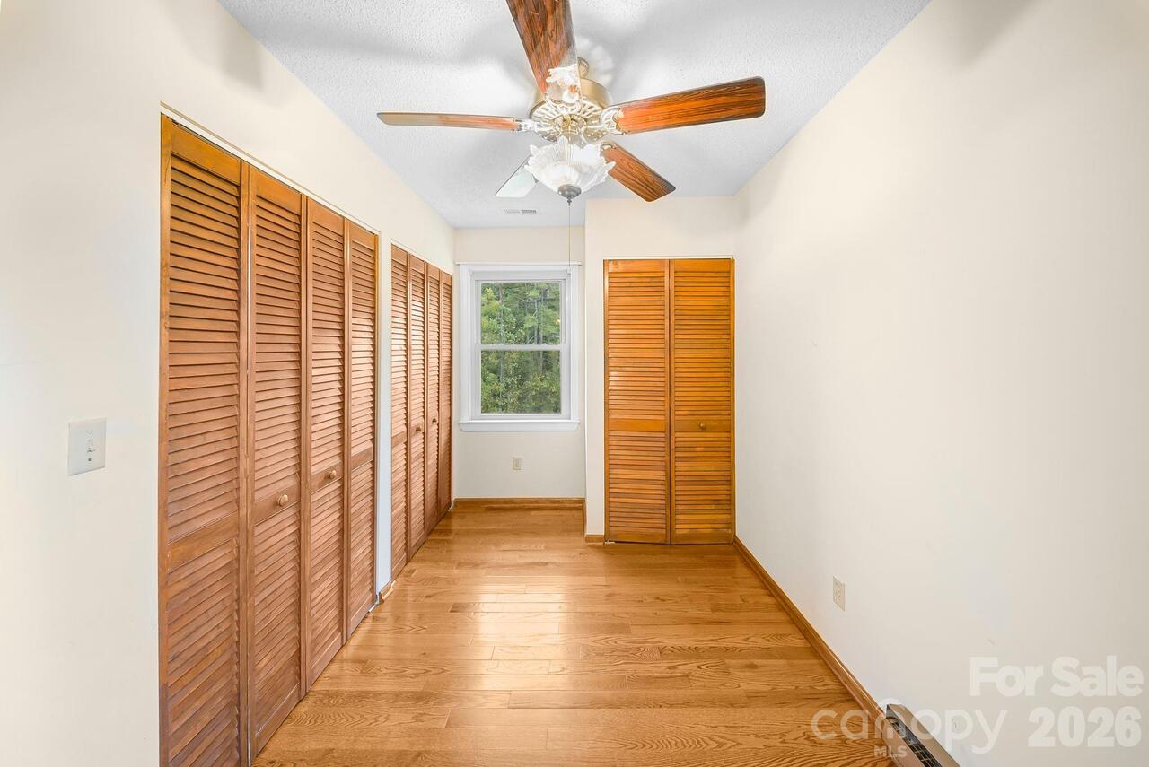 Listing Photo 25