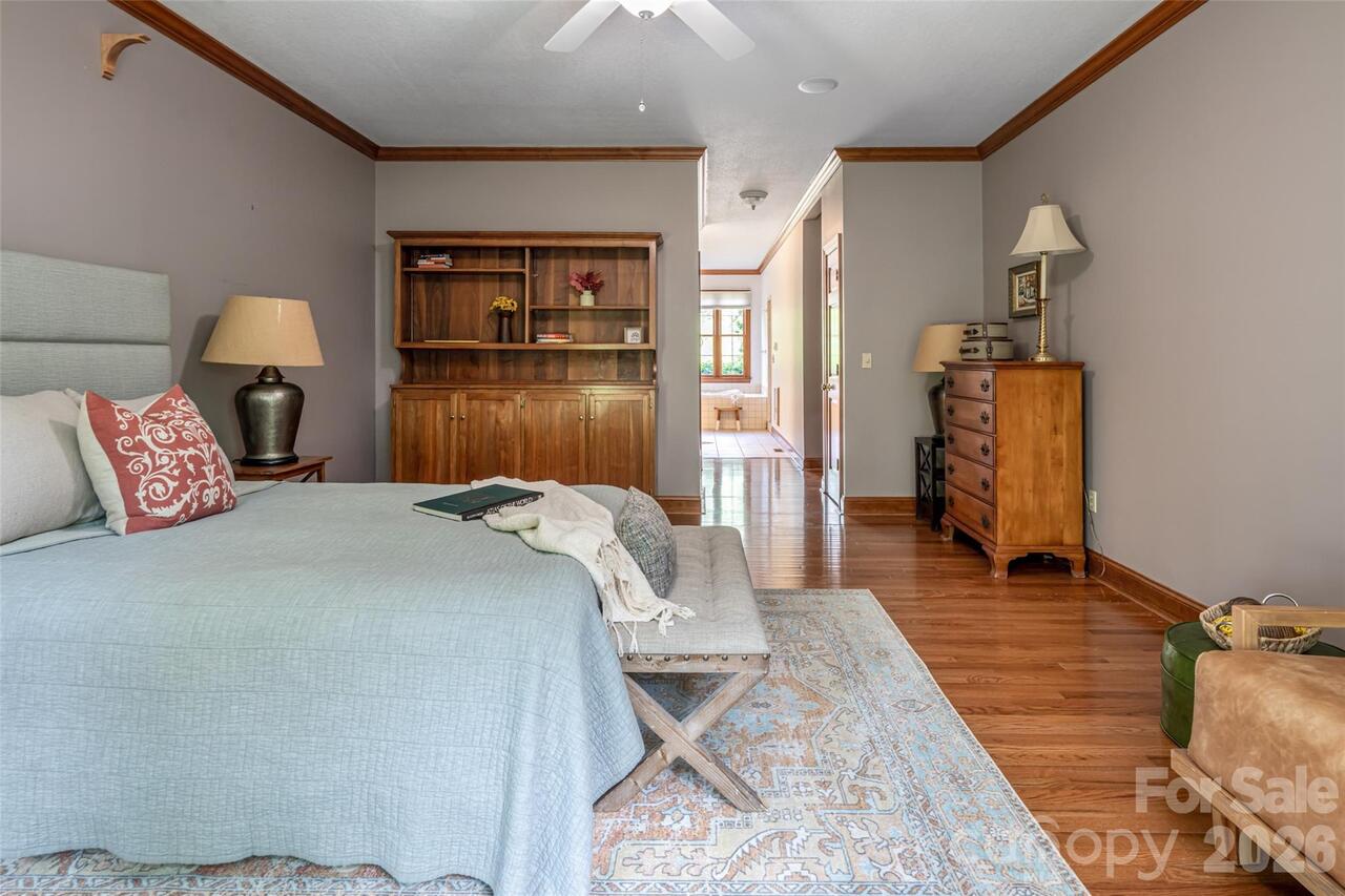 Listing Photo 22