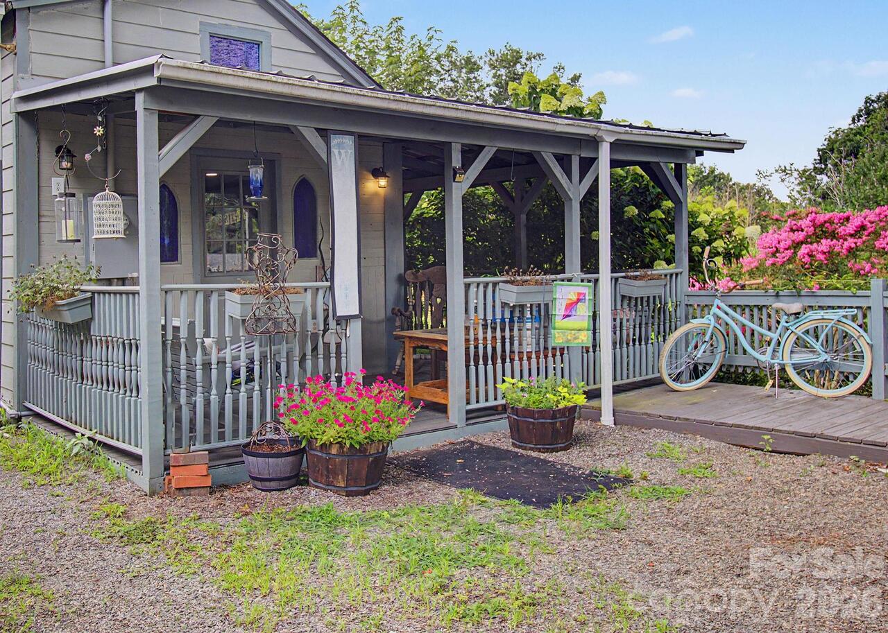 Listing Photo 23