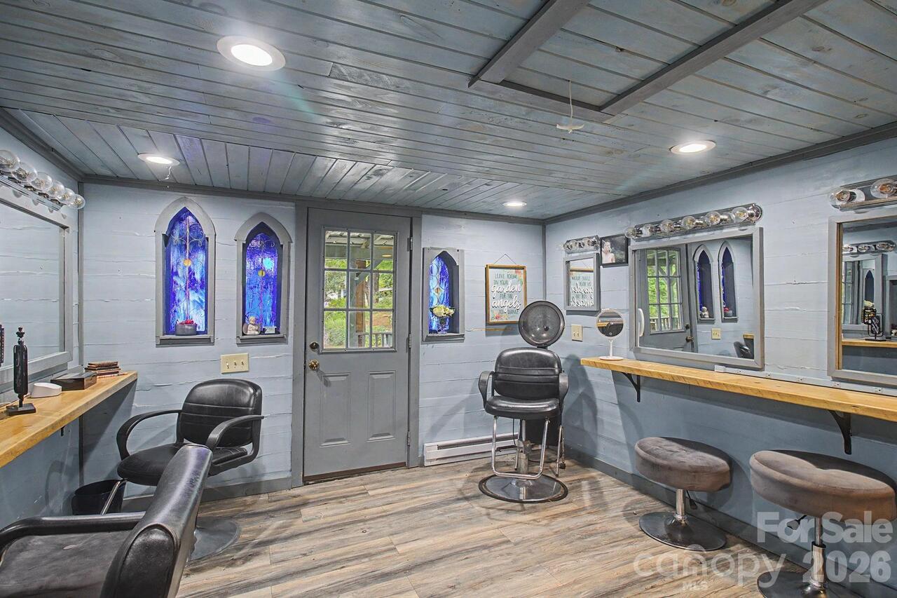 Listing Photo 28
