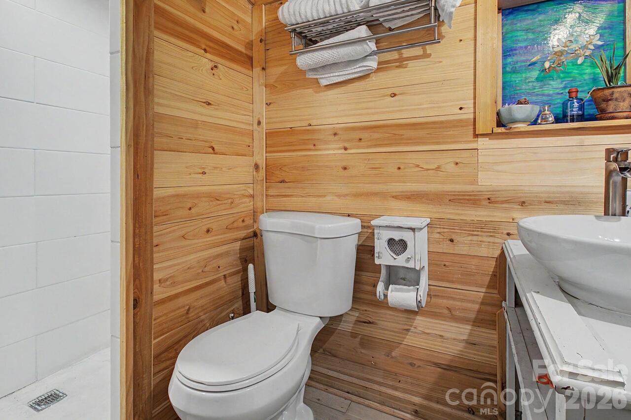 Listing Photo 35